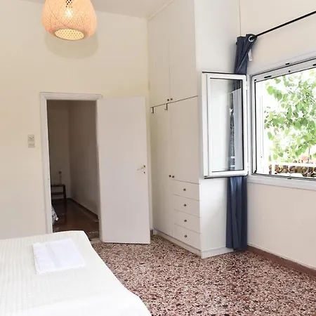 Holiday home Almyros