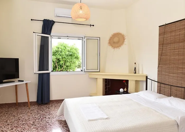 Almyros Holiday home *